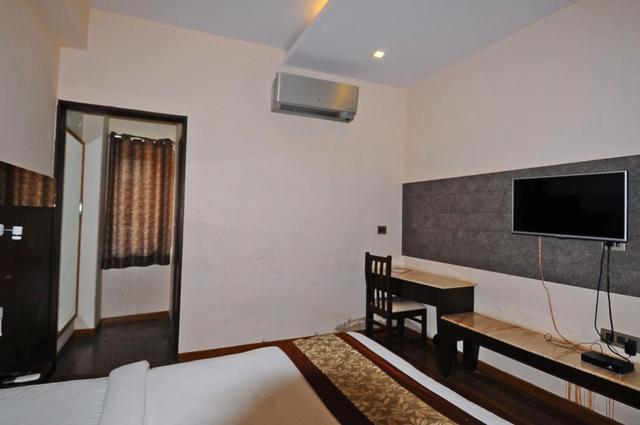 Hotel Rudra Vilas 阿格拉 外观 照片