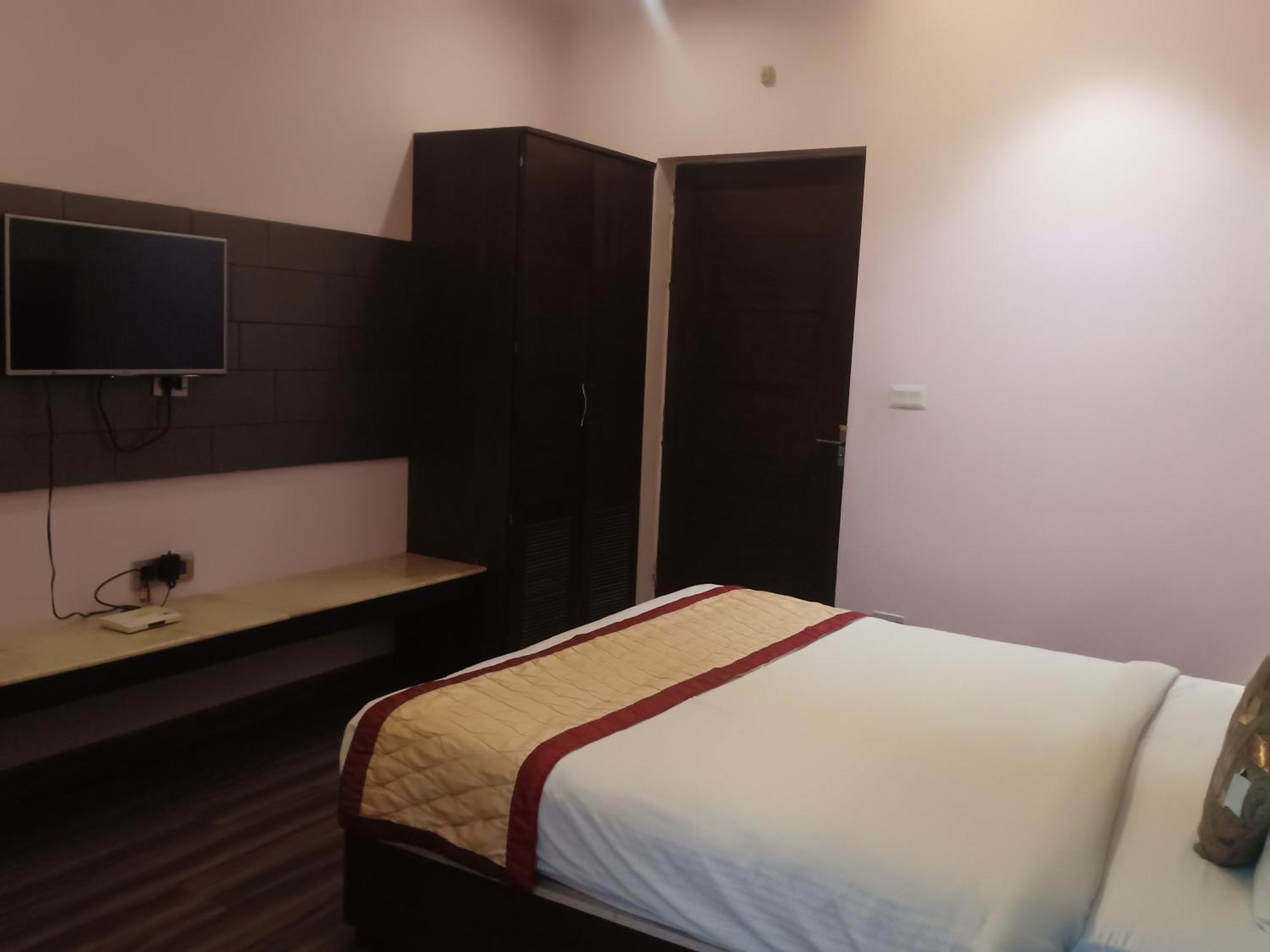 Hotel Rudra Vilas 阿格拉 外观 照片
